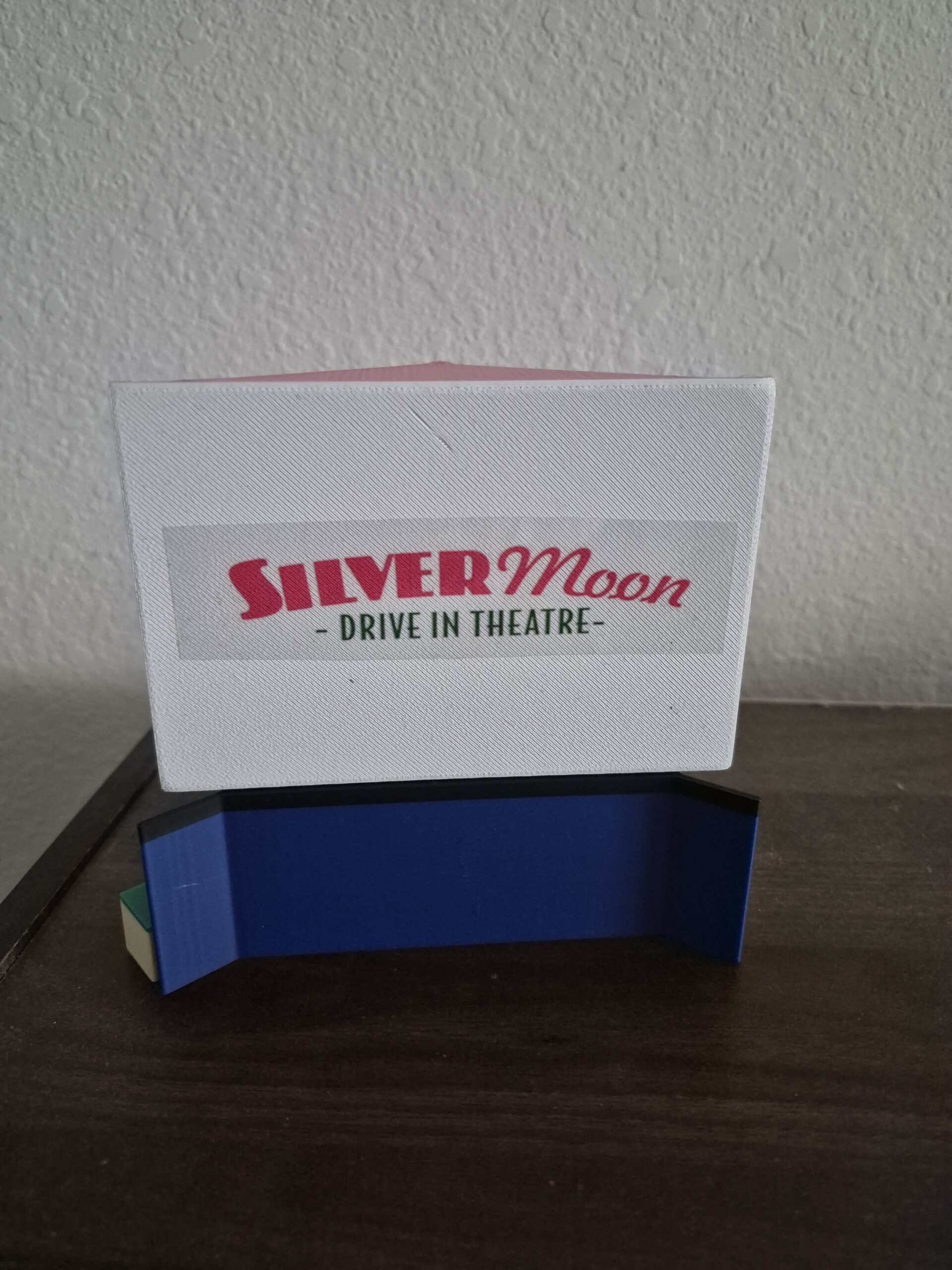 Silvermoon Drive-In model for display, model train setup or diorama